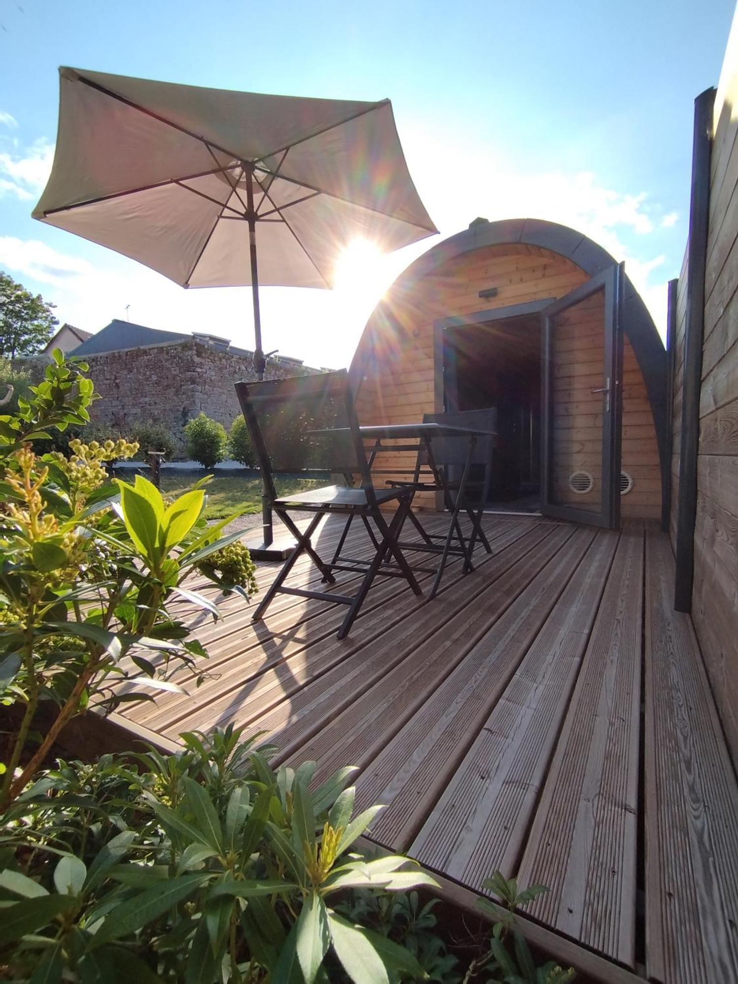 Le Domaine De Pivette Chambre Climatisee Et Insolite Avec Terrasse Privative 아브랑슈 외부 사진
